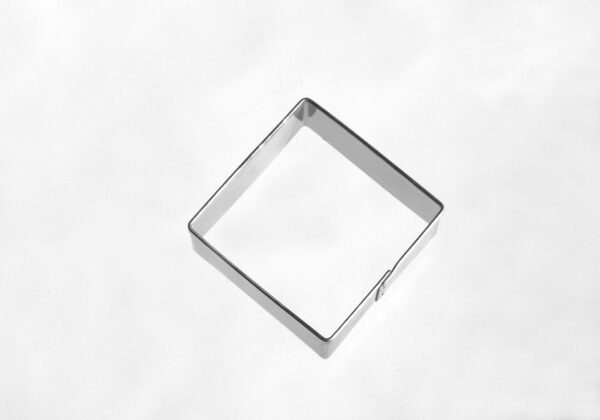 Quadrat | Ausstecher Unterteil Edelstahl rostfrei 4x4 cm anrichten besonders stabil Dessert Edelstahl Profi-Ausstechformen rostfrei Unterteil Linzer 4x4 cm